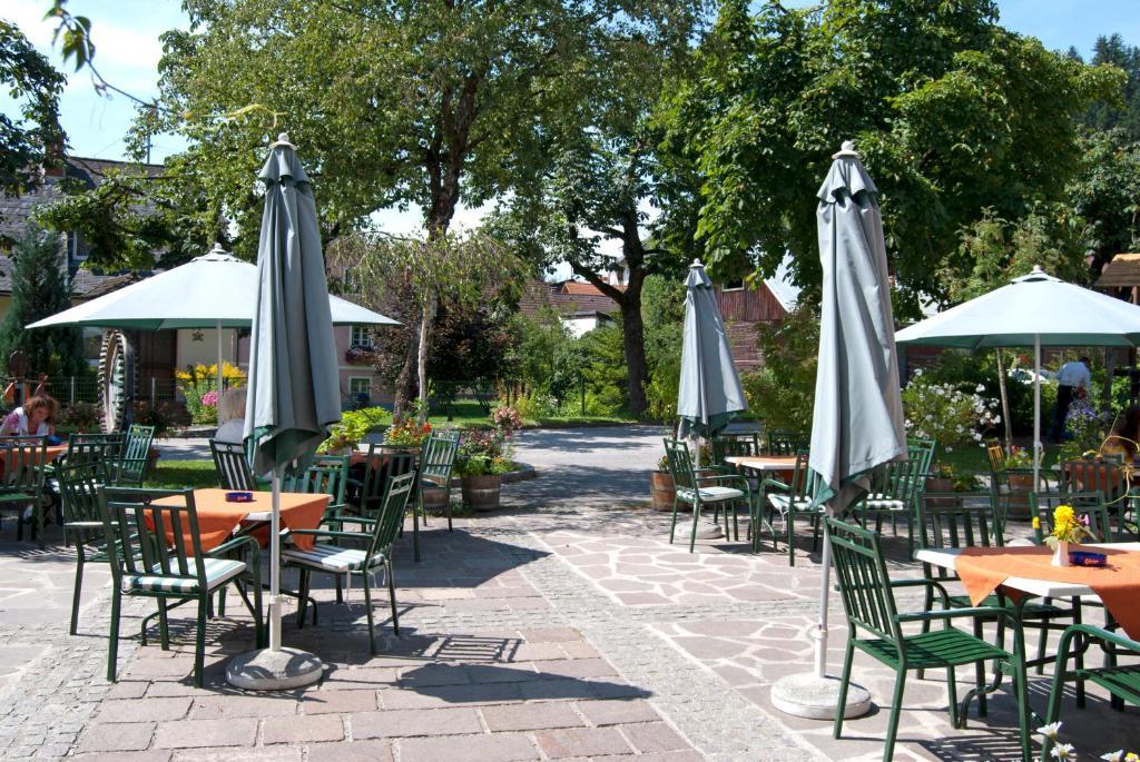Готель Gasthaus Gossler Muhlen  Екстер'єр фото